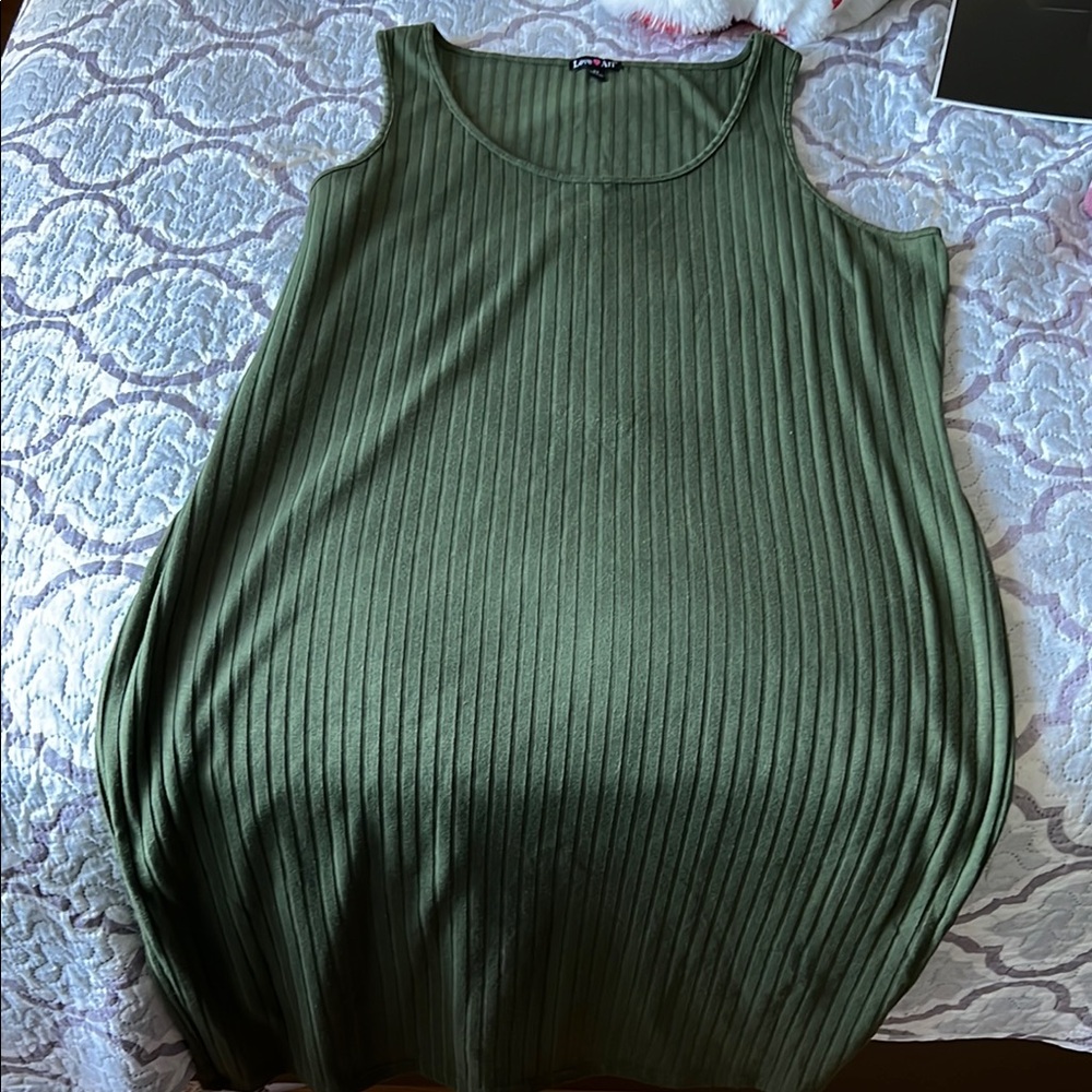 Green Ribbed Maxi Dress with Tank Top Sleeves